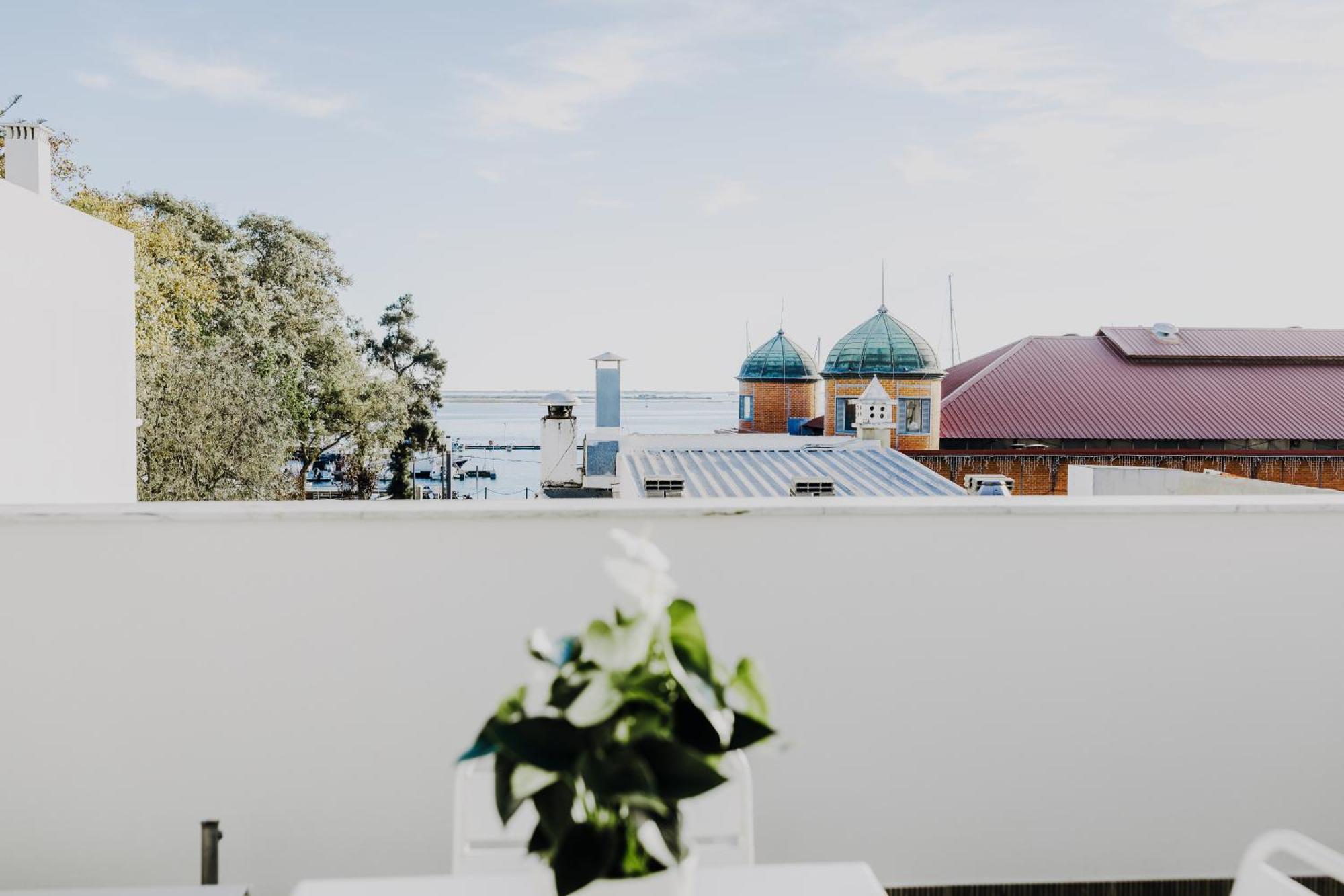 Apartamentos Sol & Ria Olhão Екстериор снимка